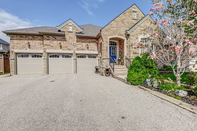 71 Louvain Dr  Brampton, L6P 1Y9 | Image 1