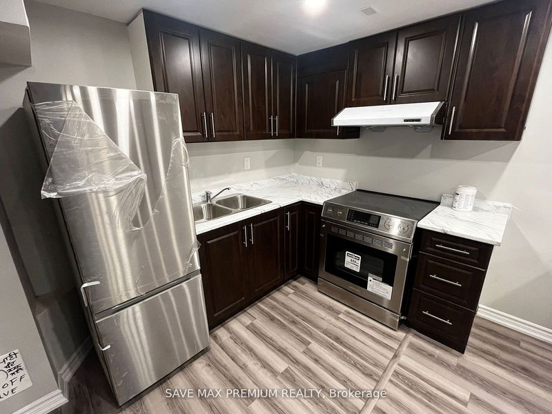 home for lease on Basemnt-40 Langholm Court