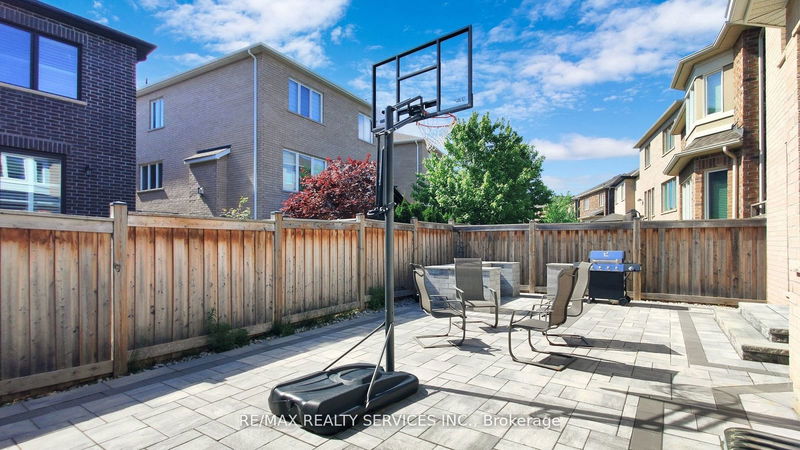 3196 Carding Mill Tr  Oakville, L6M 4M1 | Image 37