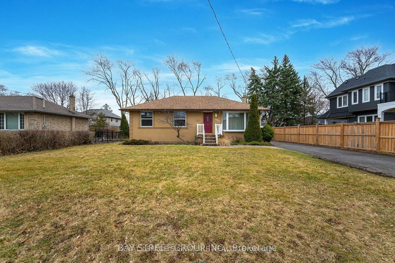 2036 Constance Dr  Oakville, L6J 2V5 | Image 1