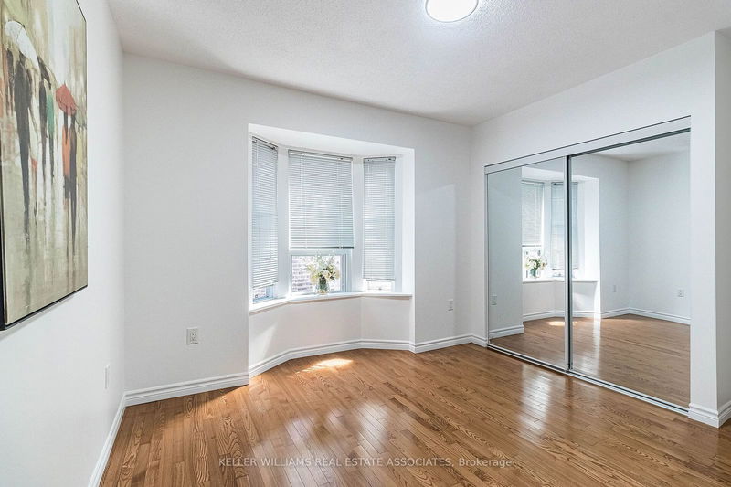 25 Boustead Ave  Toronto, M6R 1Y7 | Image 21