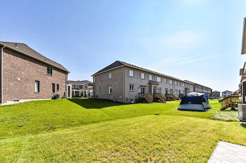 1237 Muskoka Hts  Milton, L9E 1Y6 | Image 27