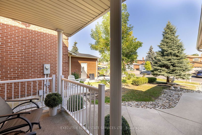 197 Vodden St W Brampton, L6X 2W8 | Image 5