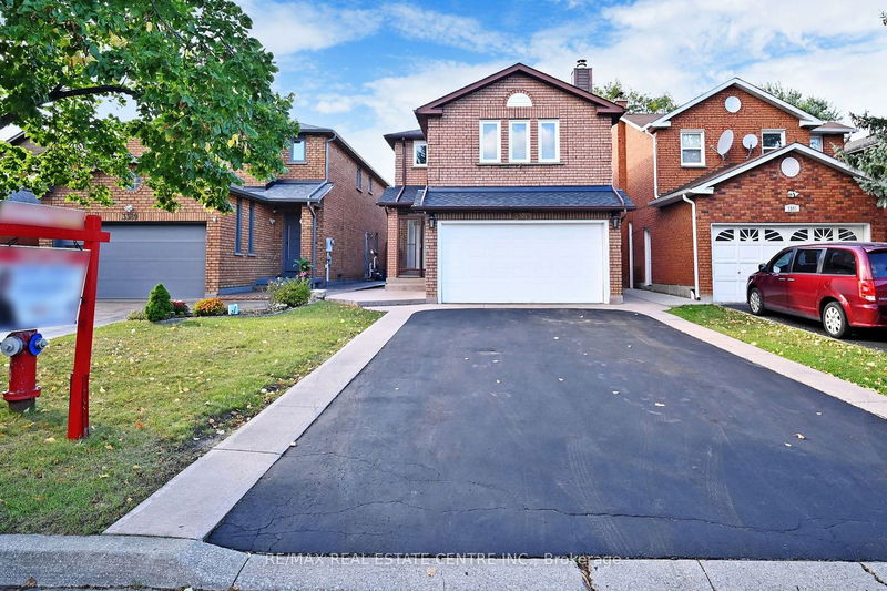 3385 Hargrove Rd  Mississauga, L5L 4C9 | Image 1