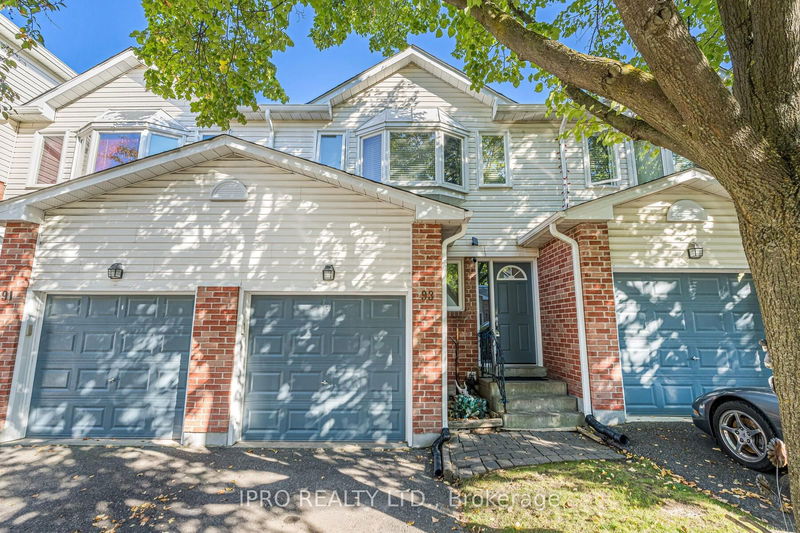 93 Corey Circ  Halton Hills, L7G 5L8 | Image 2