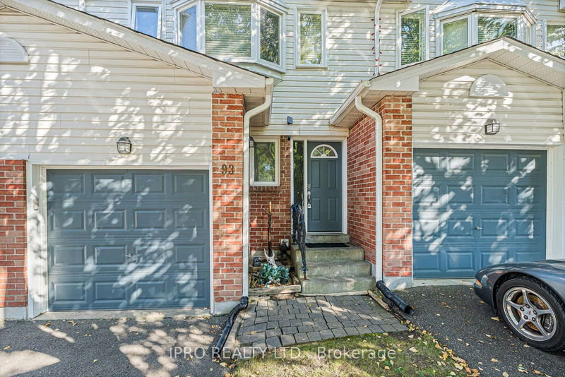 93 Corey Circ  Halton Hills, L7G 5L8 | Image 3