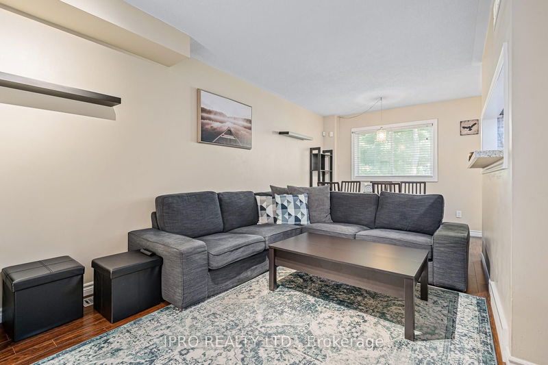 93 Corey Circ  Halton Hills, L7G 5L8 | Image 8