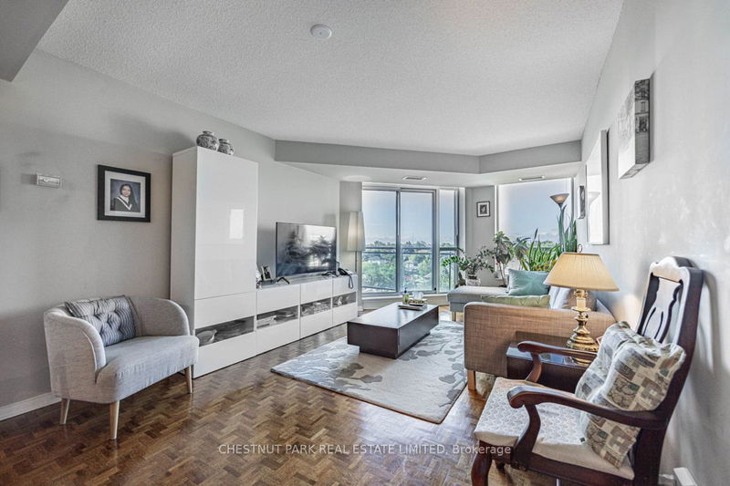  910 - 190 Manitoba St  Toronto, M8Y 3Y8 | Image 3