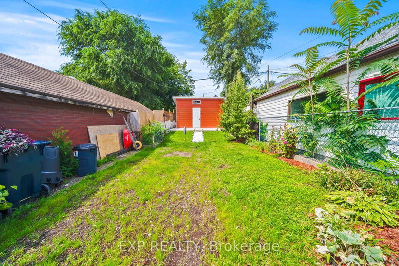 490 Caledonia Rd  Toronto, M6E 4V2 | Image 30