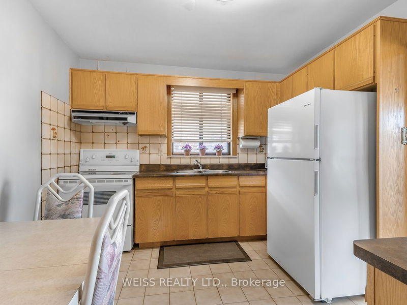 79 Cuffley Cres S Toronto, M3K 1X6 | Image 11