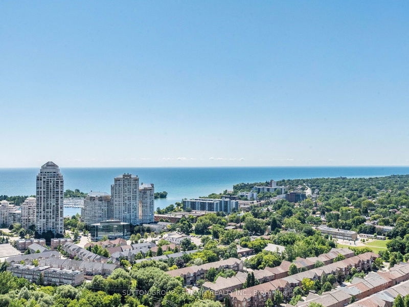  3027 - 165 Legion Rd N Toronto, M8Y 0B3 | Image 2