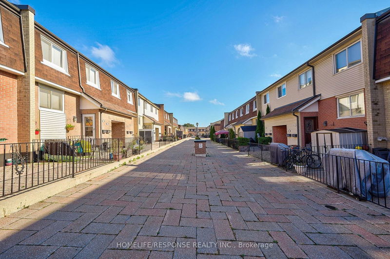 home for sale on 83-2170 BROMSGROVE Road