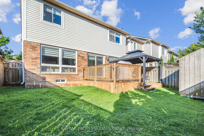 2208 Kenneth Cres  Burlington, L7L 6T4 | Image 32