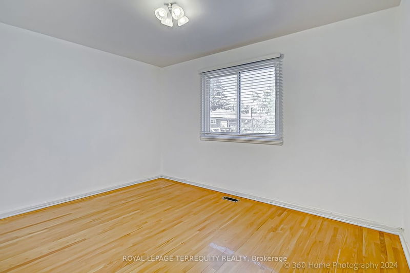 36 Ludgate Dr  Toronto, M9W 2Y3 | Image 10