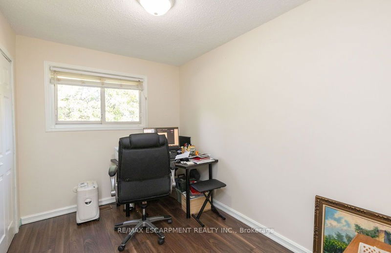 2090 Linmouth Terr  Burlington, L7P 1Y4 | Image 22