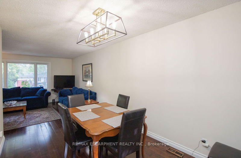 2090 Linmouth Terr  Burlington, L7P 1Y4 | Image 7