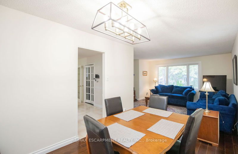 2090 Linmouth Terr  Burlington, L7P 1Y4 | Image 8