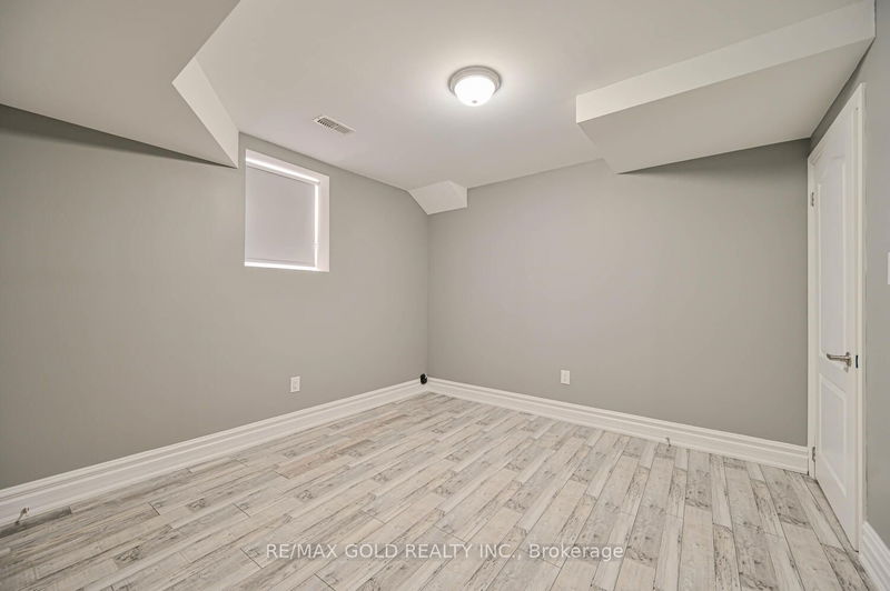 98 Zelda Rd  Brampton, L6R 3V5 | Image 34