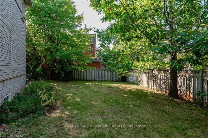 1278 Brillinger St  Oakville, L6M 3S5 | Image 32