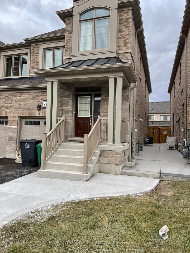 6 Quinton Rdge  Brampton, L6Y 0E3 | Image 1