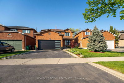 4182 Credit Pointe Dr  Mississauga, L5M 3K1 | Image 1