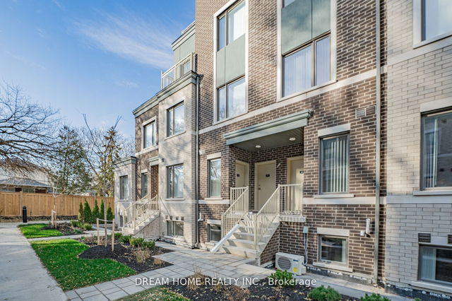 TH125 - 40 William Jackson Way