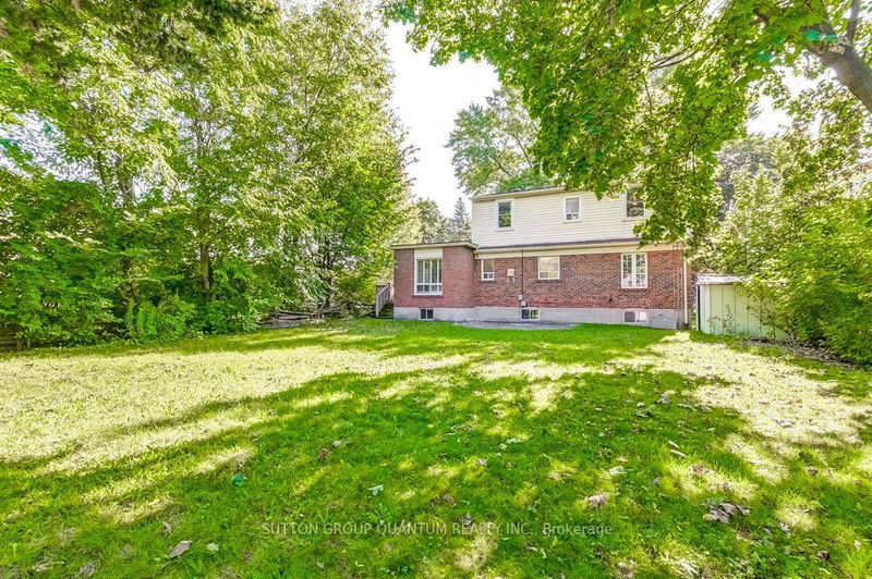 1021 Hedge Dr  Mississauga, L4Y 1G3 | Image 33