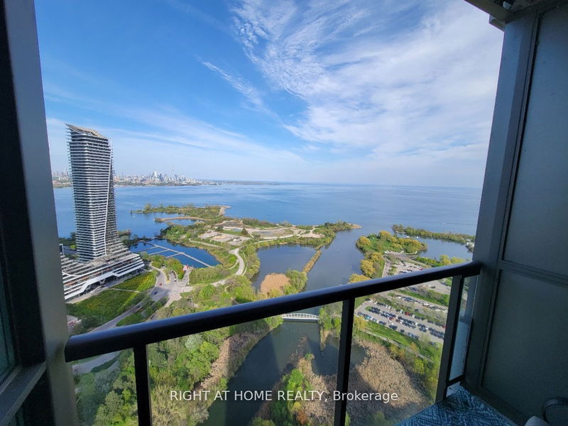  4304 - 2230 Lake Shore Blvd W Toronto, M8V 0B2 | Image 1