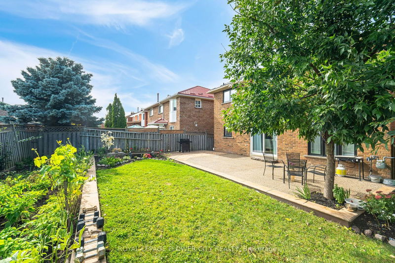 12 Creditstone Rd  Brampton, L6Y 3C1 | Image 36