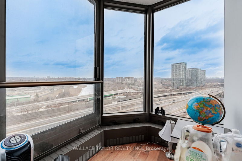  1612 - 2045 Lake Shore Blvd W Toronto, M8V 2Z6 | Image 13