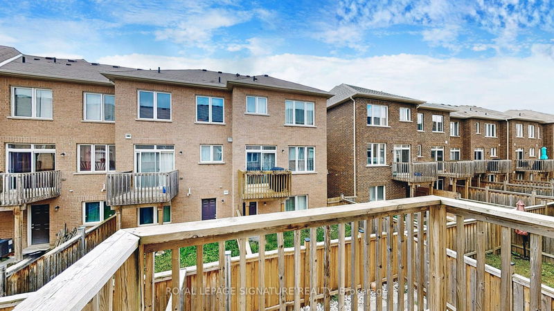 14 Rockman Cres  Brampton, L7A 0B5 | Image 35