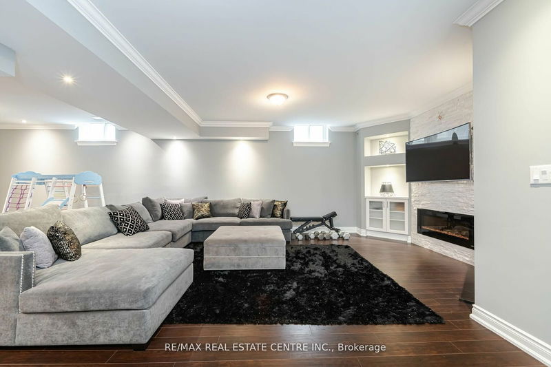 1040 Kent Ave  Oakville, L6H 1Z6 | Image 29