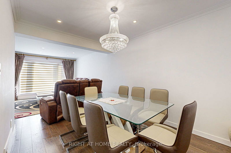 203 Habitant Dr  Toronto, M9M 2P4 | Image 12