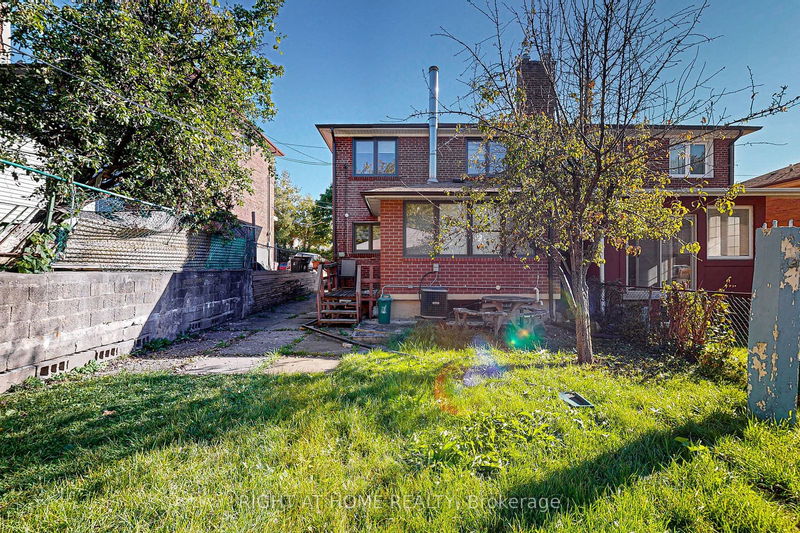 203 Habitant Dr  Toronto, M9M 2P4 | Image 40