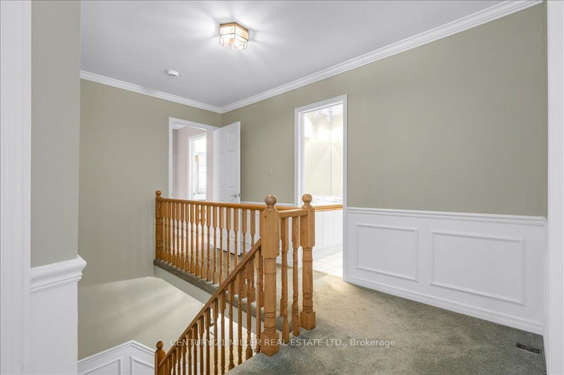 1297 Griffith Pl E Oakville, L6H 2V8 | Image 19