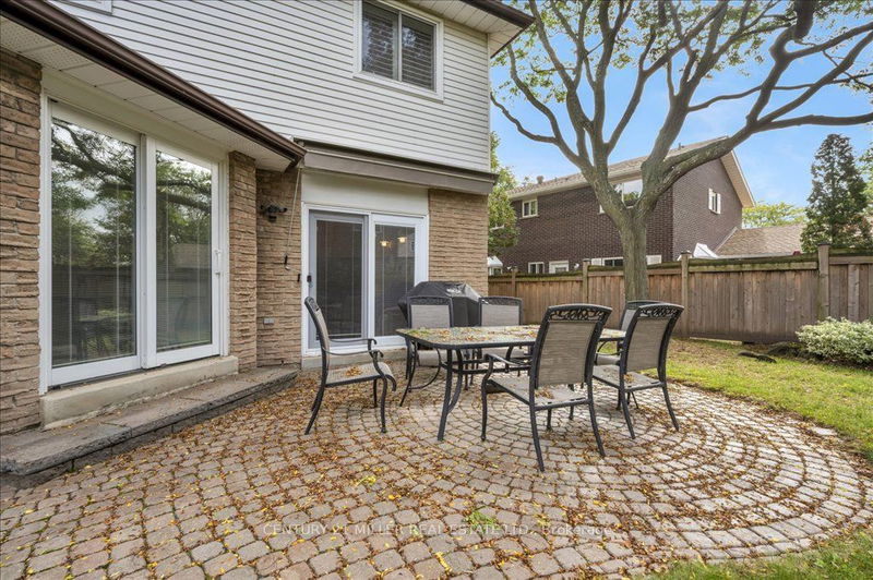 1297 Griffith Pl E Oakville, L6H 2V8 | Image 37