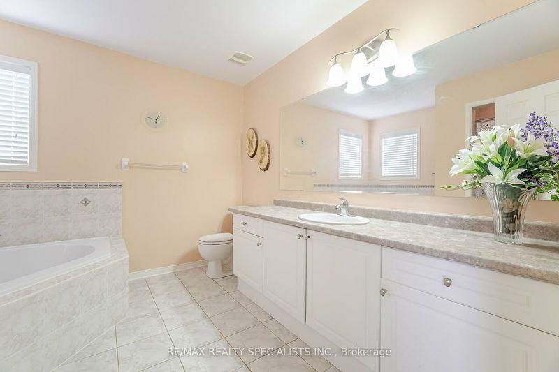 1023 Vickerman Way  Milton, L9T 0B9 | Image 23