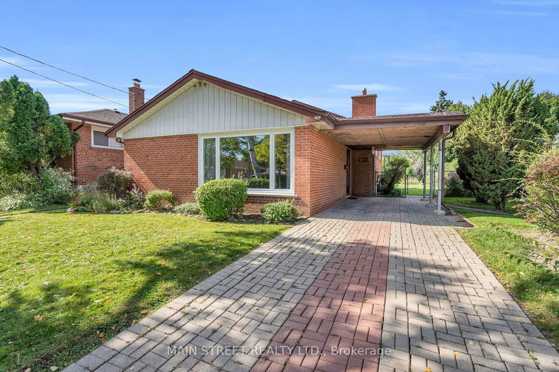 home for sale on 103 Fordwich Crescent