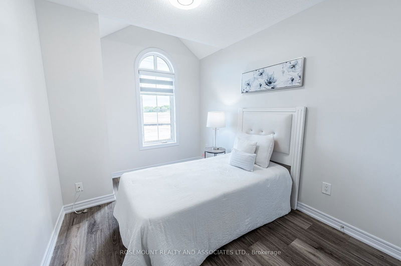 29 Rockman Cres  Brampton, L7A 0B5 | Image 19