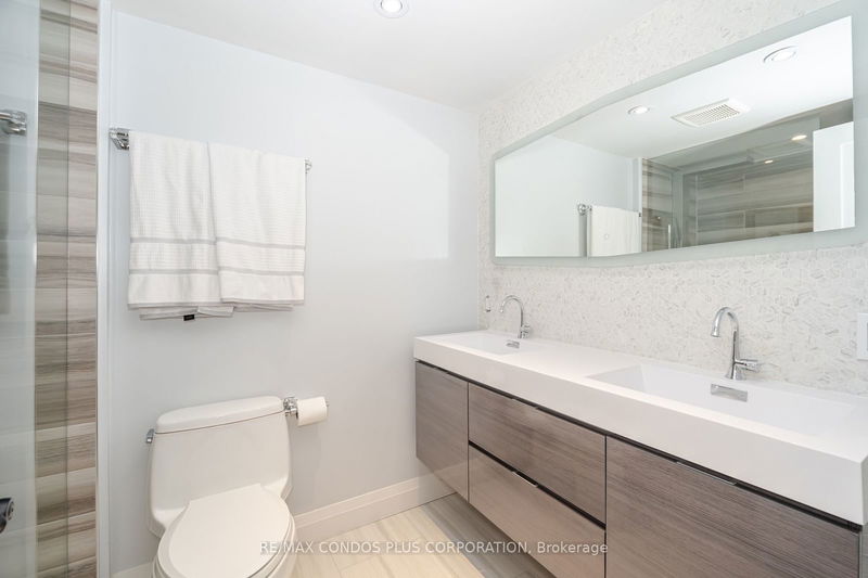  2107 - 1 Palace Pier Crt  Toronto, M8V 3W9 | Image 12