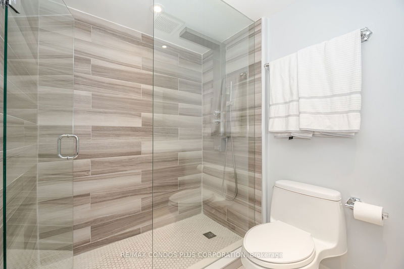  2107 - 1 Palace Pier Crt  Toronto, M8V 3W9 | Image 13