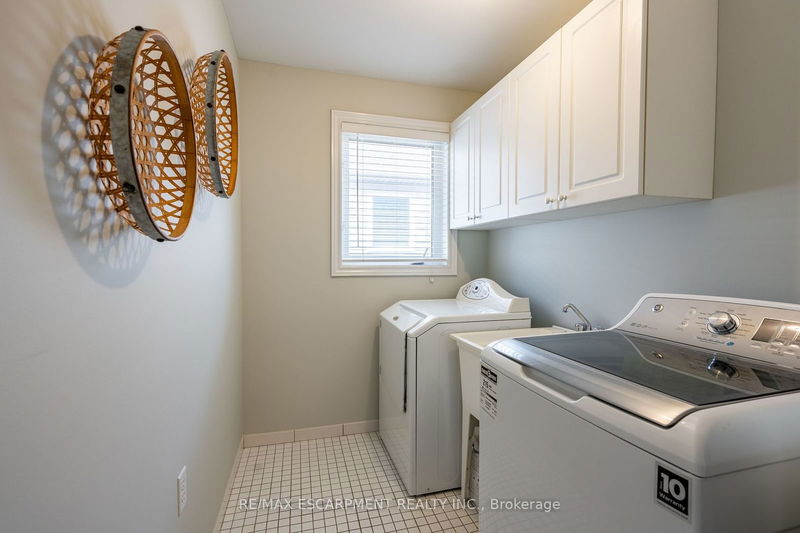 2405 Orchard Rd  Burlington, L7L 6X8 | Image 23