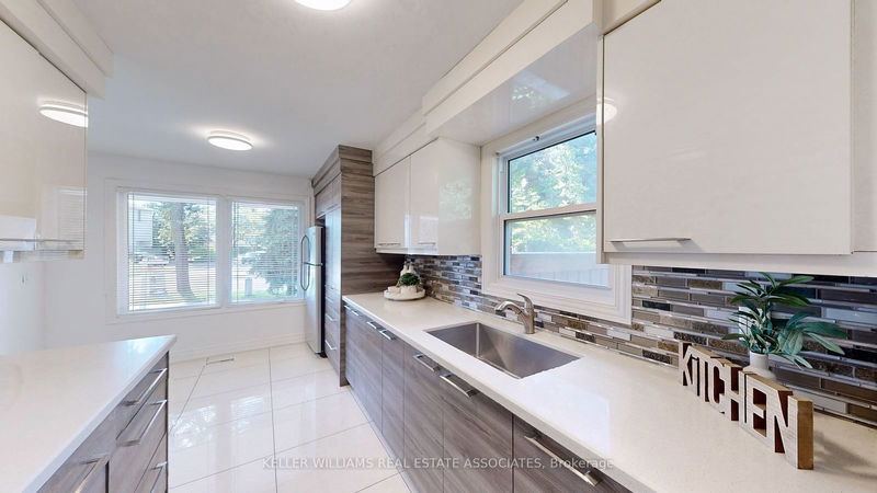 11 Abell Dr  Brampton, L6V 2V9 | Image 11