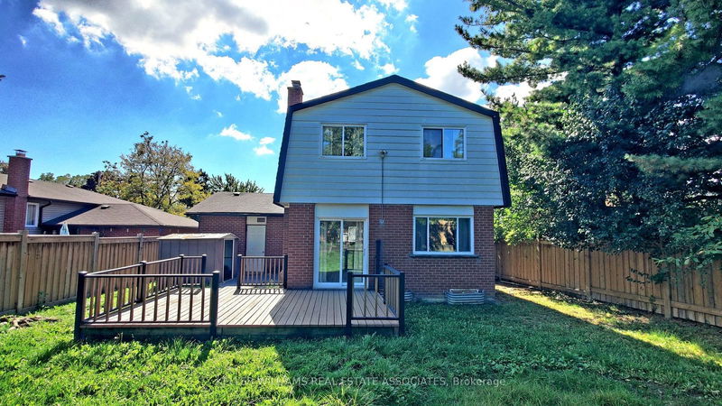 11 Abell Dr  Brampton, L6V 2V9 | Image 37