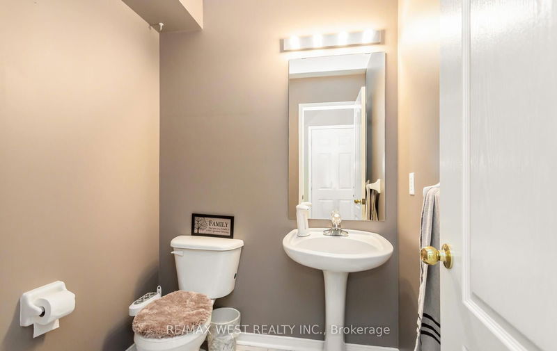 6443 Saratoga Way  Mississauga, L5N 7V7 | Image 22