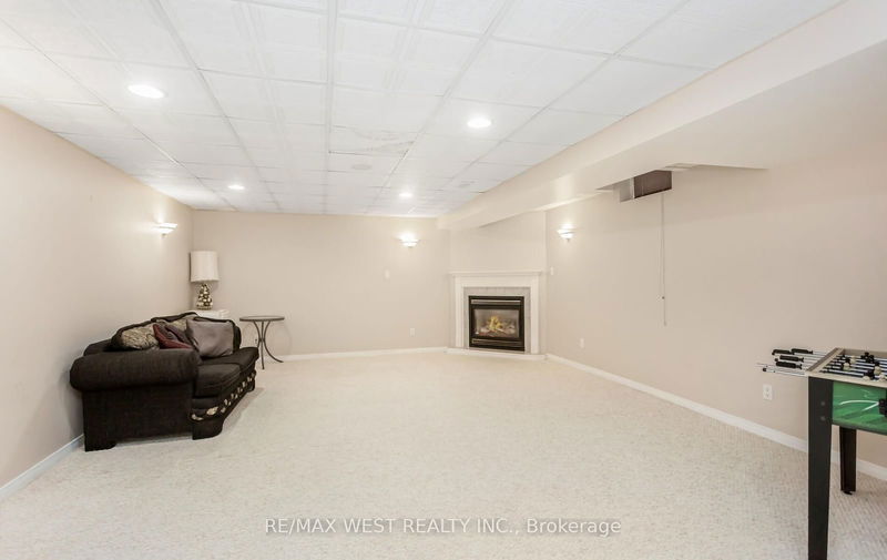 6443 Saratoga Way  Mississauga, L5N 7V7 | Image 40