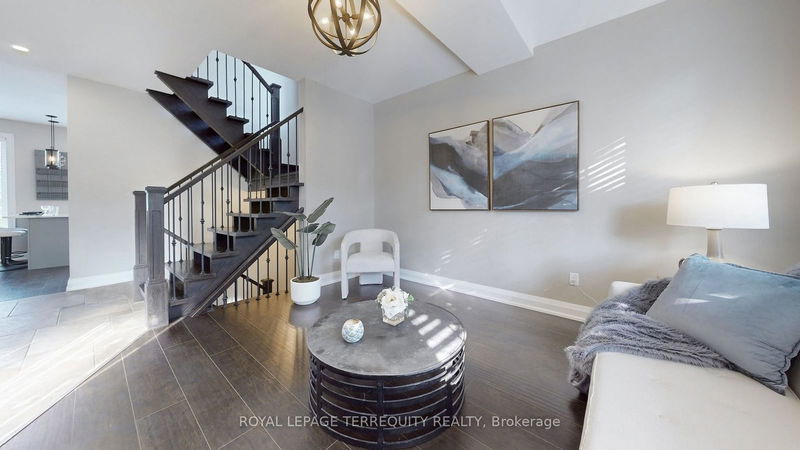 2187 Austin Crt  Burlington, L7L 6V5 | Image 9