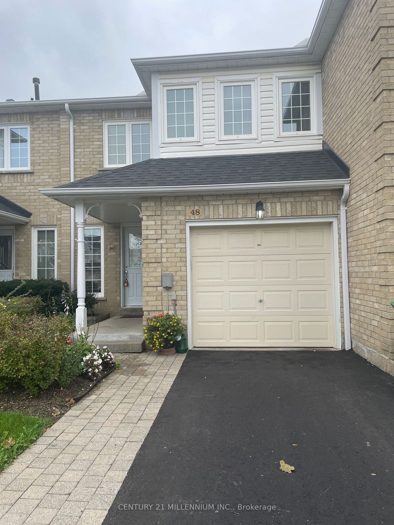 48 Heathcliffe Sq  Brampton, L6S 5R6 | Image 3