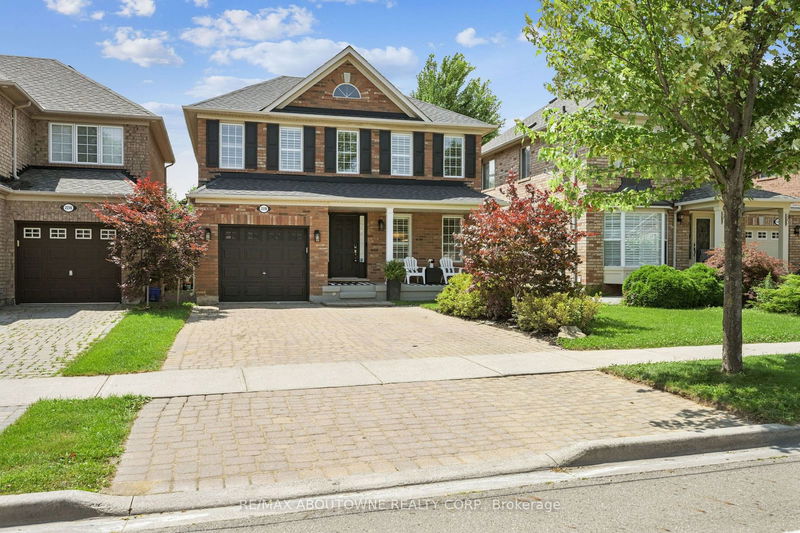 2278 Grand Oak Tr  Oakville, L6M 4X2 | Image 1