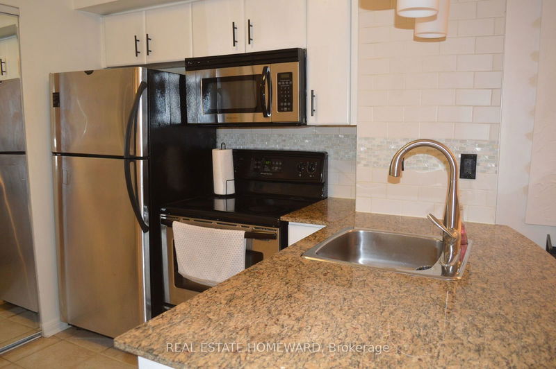 home for lease on 710-10 Laidlaw Street
